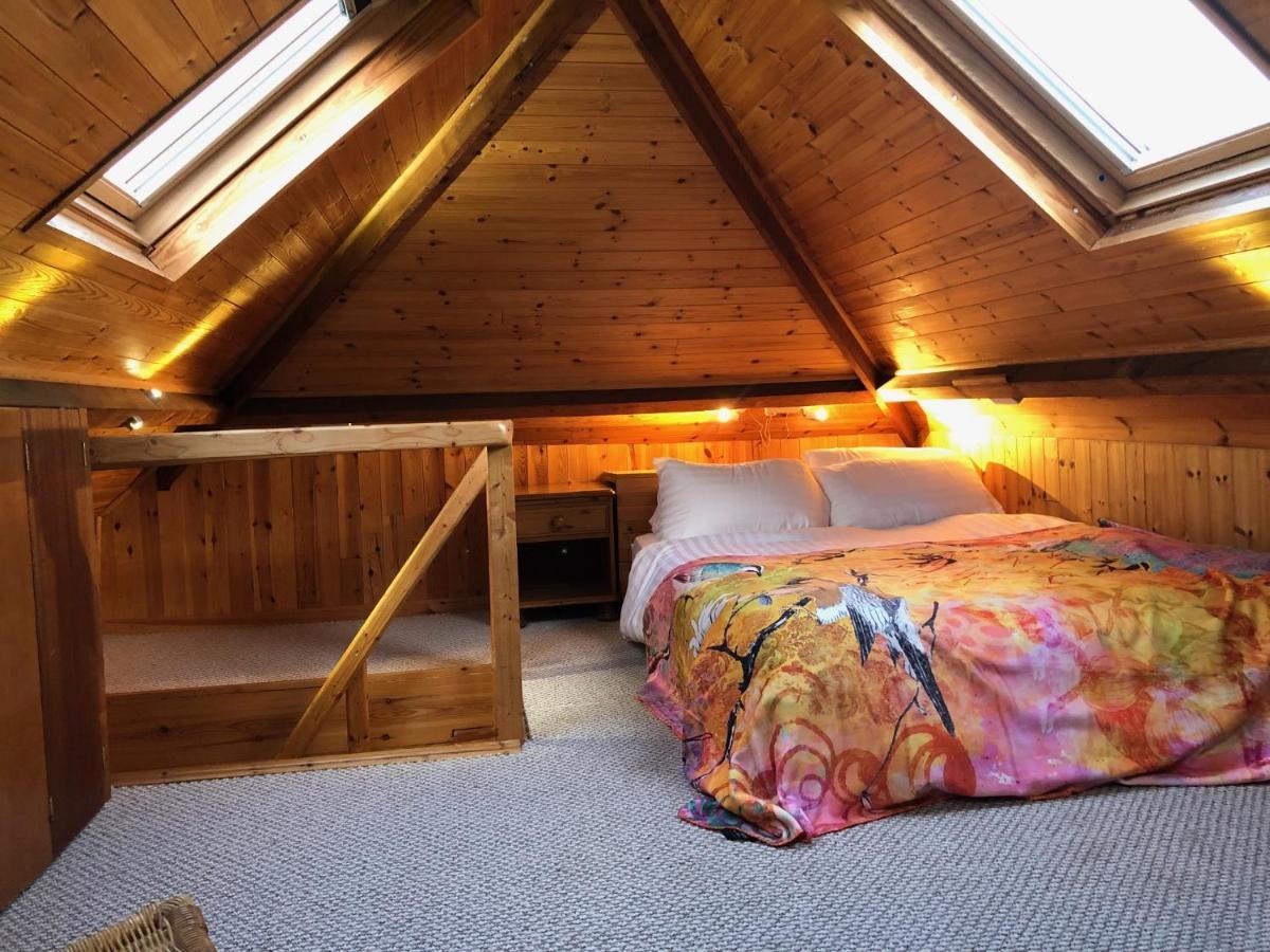 Universal Harmony Retreats Glastonbury Exterior foto
